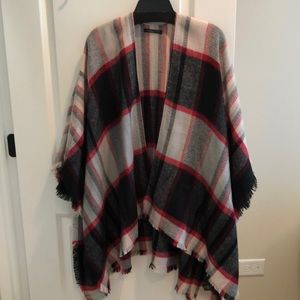 Ruana red black grey multi plaid